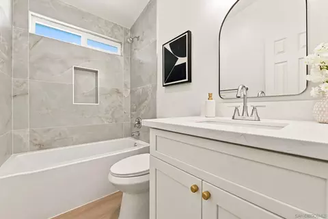 Bath - 14929 Conchos Dr, Poway, CA 92064 photo 5 of 5