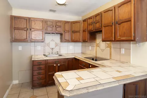 Kitchen - 1460 E Lexington, El Cajon, CA 92019 photo 4 of 4