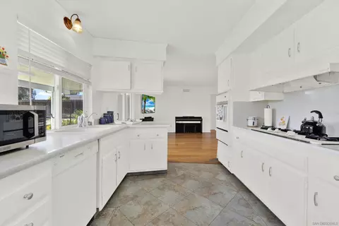 Kitchen - 13015 Wanesta, Poway, CA 92064 photo 1 of 1