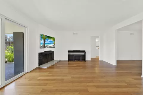 Living - 13015 Wanesta, Poway, CA 92064 photo 5 of 5