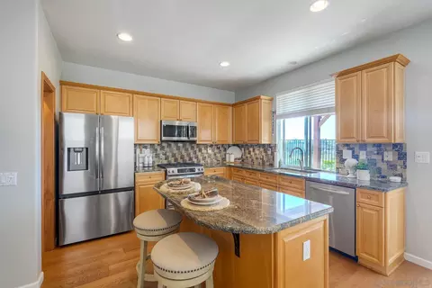 Kitchen - 1469 Turquoise Dr, Carlsbad, CA 92011 photo 3 of 6