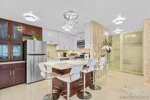 Kitchen - 13754 Mango Dr #123, Del Mar, CA 92014 photo 3 of 3