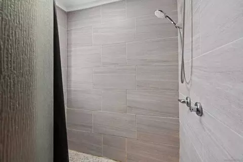Bath - 2156 Ruby, Boulevard, CA 91905 photo 5 of 6