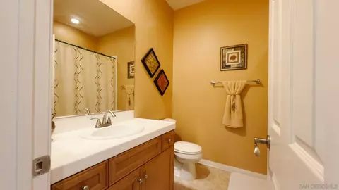 Bath - 3703 Mandolin Ave, Simi Valley, CA 93063 photo 6 of 10