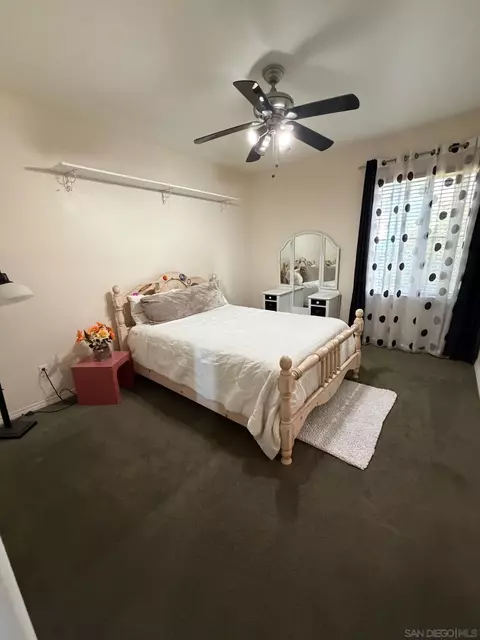 Bedroom - 3703 Mandolin Ave, Simi Valley, CA 93063 photo 6 of 11