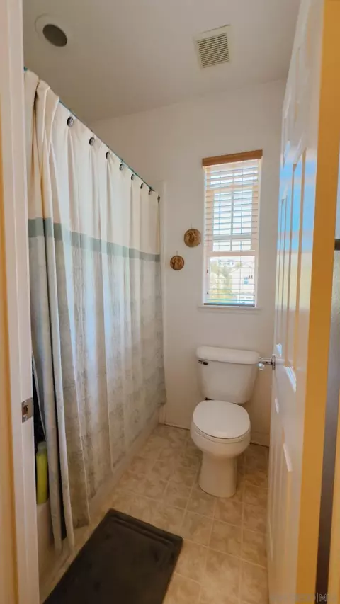 Bath - 3703 Mandolin Ave, Simi Valley, CA 93063 photo 10 of 10