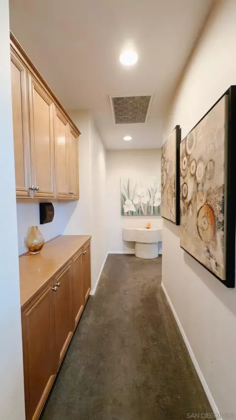 Entry Way - 3703 Mandolin Ave, Simi Valley, CA 93063 photo 6 of 9