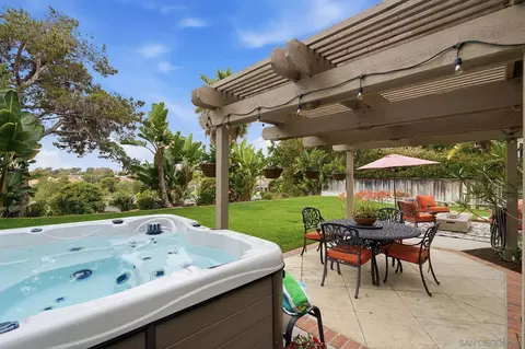 Exterior - 3520 Sitio Baya, Carlsbad, CA 92009 photo 3 of 7