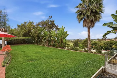 Exterior - 3520 Sitio Baya, Carlsbad, CA 92009 photo 2 of 7