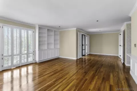 Living - 2130 Vallecitos #246, La Jolla, CA 92037 photo 4 of 4