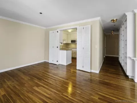 Living - 2130 Vallecitos #246, La Jolla, CA 92037 photo 1 of 4