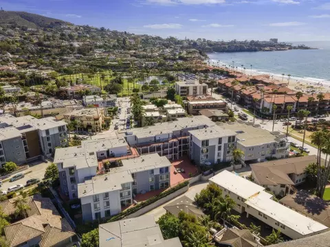View/Area - 2130 Vallecitos #246, La Jolla, CA 92037 photo 1 of 3