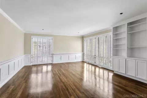 Living - 2130 Vallecitos #246, La Jolla, CA 92037 photo 3 of 4