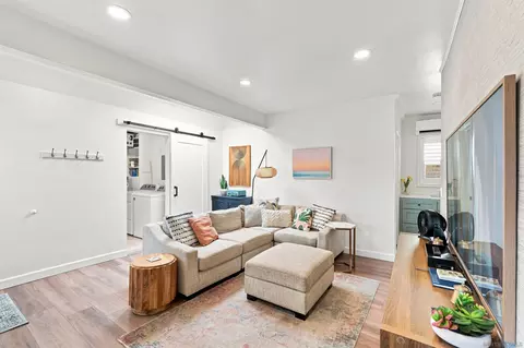 Living - 1214 S Ditmar St, Oceanside, CA 92054 photo 2 of 5