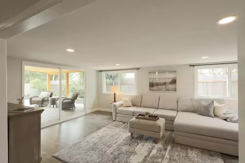 Living - 4119 Thomas St, Oceanside, CA 92056 photo 1 of 4