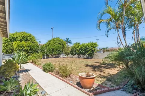 Exterior - 4119 Thomas St, Oceanside, CA 92056 photo 5 of 5