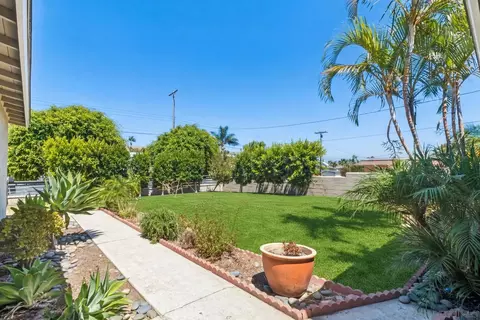 Exterior - 4119 Thomas St, Oceanside, CA 92056 photo 4 of 5