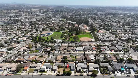View/Area - 4119 Thomas St, Oceanside, CA 92056 photo 3 of 4