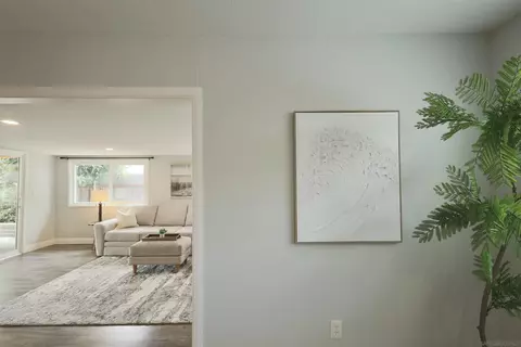 Entry Way - 4119 Thomas St, Oceanside, CA 92056 photo 1 of 2