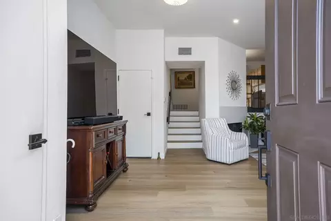 7426 Caminito Carloltta, San Diego, CA 92120