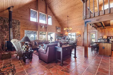 Living - 39525 Opalocka, Boulevard, CA 91905 photo 1 of 6