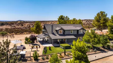 Exterior - 39525 Opalocka, Boulevard, CA 91905 photo 3 of 21