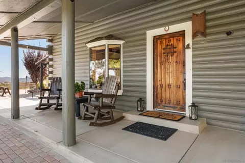 Exterior - 39525 Opalocka, Boulevard, CA 91905 photo 10 of 21