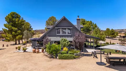 Exterior - 39525 Opalocka, Boulevard, CA 91905 photo 6 of 21
