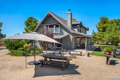 Exterior - 39525 Opalocka, Boulevard, CA 91905 photo 4 of 21