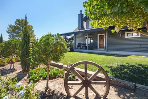 Exterior - 39525 Opalocka, Boulevard, CA 91905 photo 8 of 21
