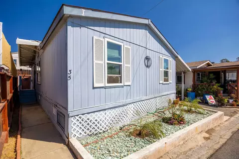 Exterior - 1638 Calavo Rd #35, Fallbrook, CA 92028 photo 1 of 2