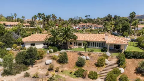 View/Area - 1990 Quail View Dr, Vista, CA 92084 photo 1 of 10