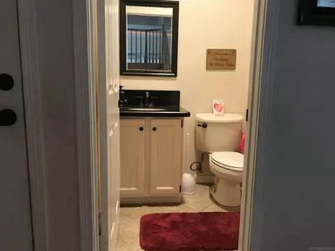 Bath - 31110 El Torito Ct, Temecula, CA 92592 photo 1 of 4