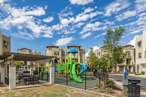 Exterior - 340 Waterbury Ct, Santee, CA 92071 photo 2 of 4