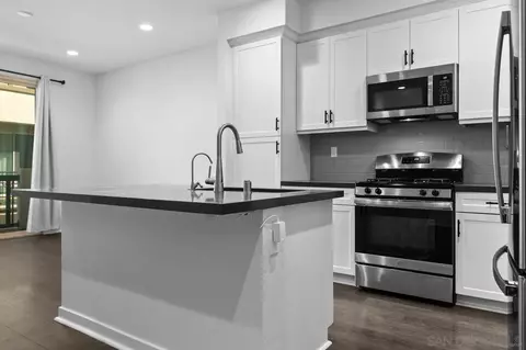 Kitchen - 340 Waterbury Ct, Santee, CA 92071 photo 1 of 7