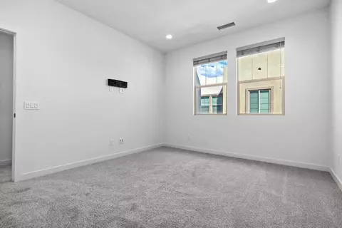 Bedroom - 340 Waterbury Ct, Santee, CA 92071 photo 4 of 8