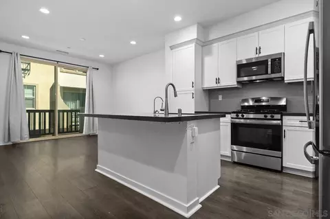 Kitchen - 340 Waterbury Ct, Santee, CA 92071 photo 5 of 7