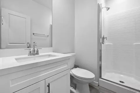 Bath - 340 Waterbury Ct, Santee, CA 92071 photo 1 of 3