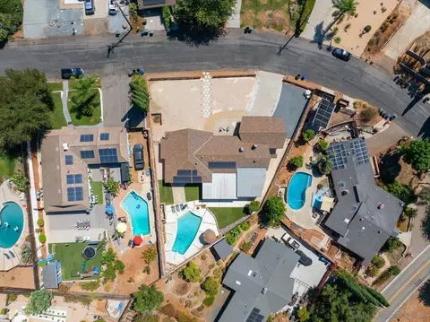 View/Area - 2073 Ginny Ln, Escondido, CA 92025 photo 3 of 4