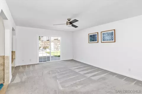 Living - 2073 Ginny Ln, Escondido, CA 92025 photo 4 of 4