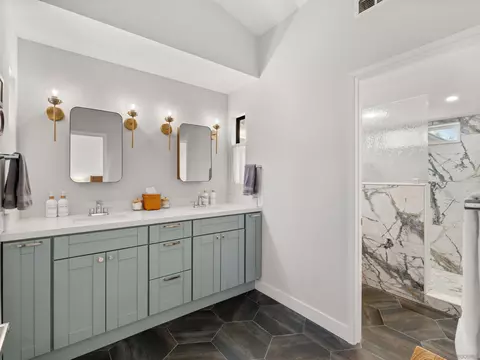 Bath - 1537 Winsome, Escondido, CA 92029 photo 1 of 6