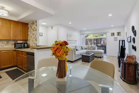 Dining - 432 Edgehill Ln #3, Oceanside, CA 92054 photo 1 of 3