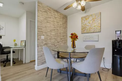 Dining - 432 Edgehill Ln #3, Oceanside, CA 92054 photo 3 of 3
