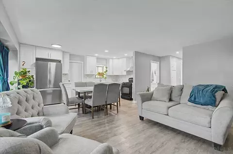 2646 Calle Serena, San Diego, CA 92139