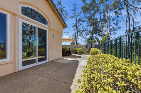 Exterior - 804 Calle Montera, Escondido, CA 92025 photo 6 of 15