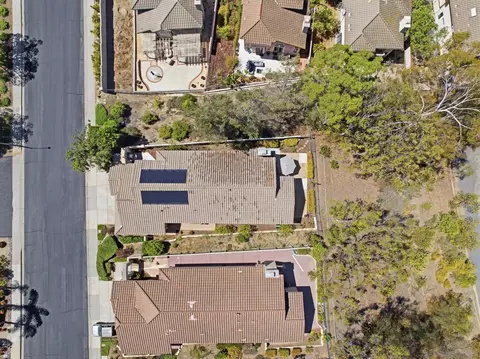 View/Area - 804 Calle Montera, Escondido, CA 92025 photo 6 of 25