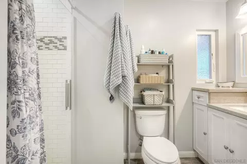 Bath - 12731 Soule, Poway, CA 92064 photo 3 of 5