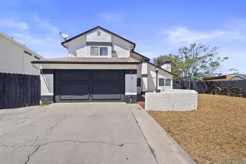 6476 Calle Pavana, San Diego, CA 92139