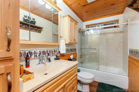 Bath - 3110 Blue Jay Dr, Julian, CA 92036 photo 1 of 3