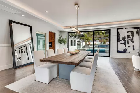 Dining - 6389 Castejon, La Jolla, CA 92037 photo 1 of 5